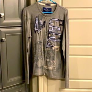 Men’s large gray American eagle T-shirt